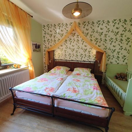 Ferienwohnung Am Traumgarten, 35646 Uplengen Exterior foto